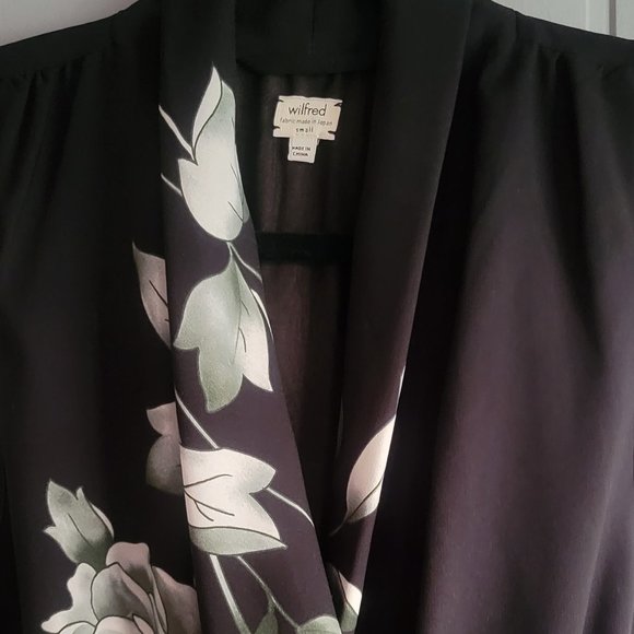 Wilfred Floral Wrap Dress - Picture 6 of 14